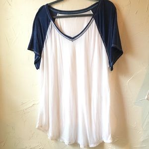 Maurice’s Short Sleeve Baseball Tee